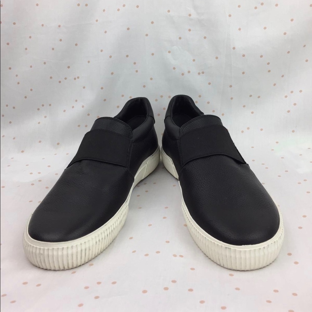 Vince Corbin Slip-On Sneaker sz 11